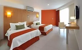 Hotel Margaritas Cancún 3*,